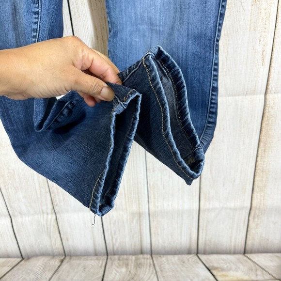 Torrid Premium Womens Bombshell Jeans Blue Distressed Stretchy Plus Size 22R - Picture 5 of 12